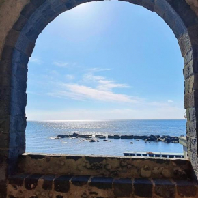 Rosa di Mare, Riposto Riposto